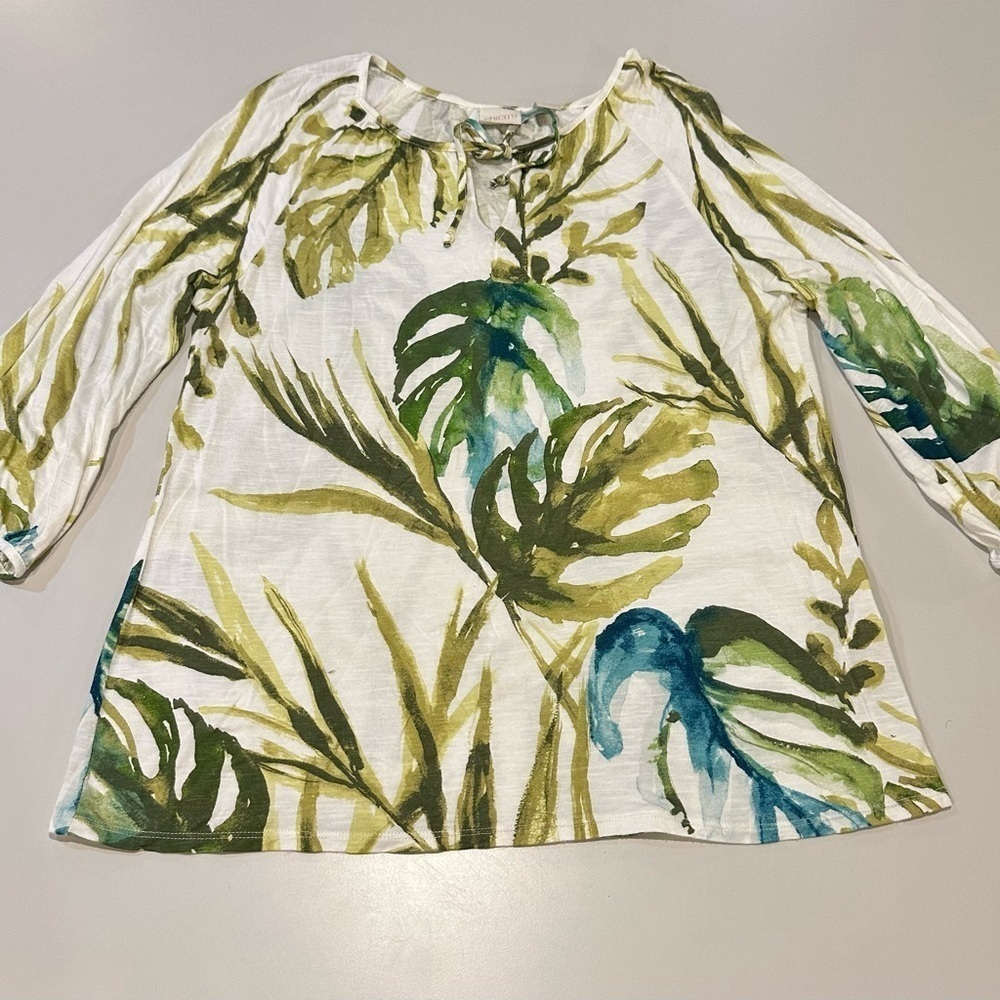 Chicos Leaf Print Long Sleeve Top Size 8
